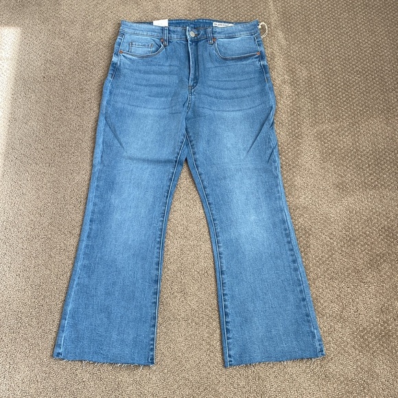 **NWT BLANKNYC Varick Kick Flare Denim Jeans - Size 30 - Picture 2 of 7